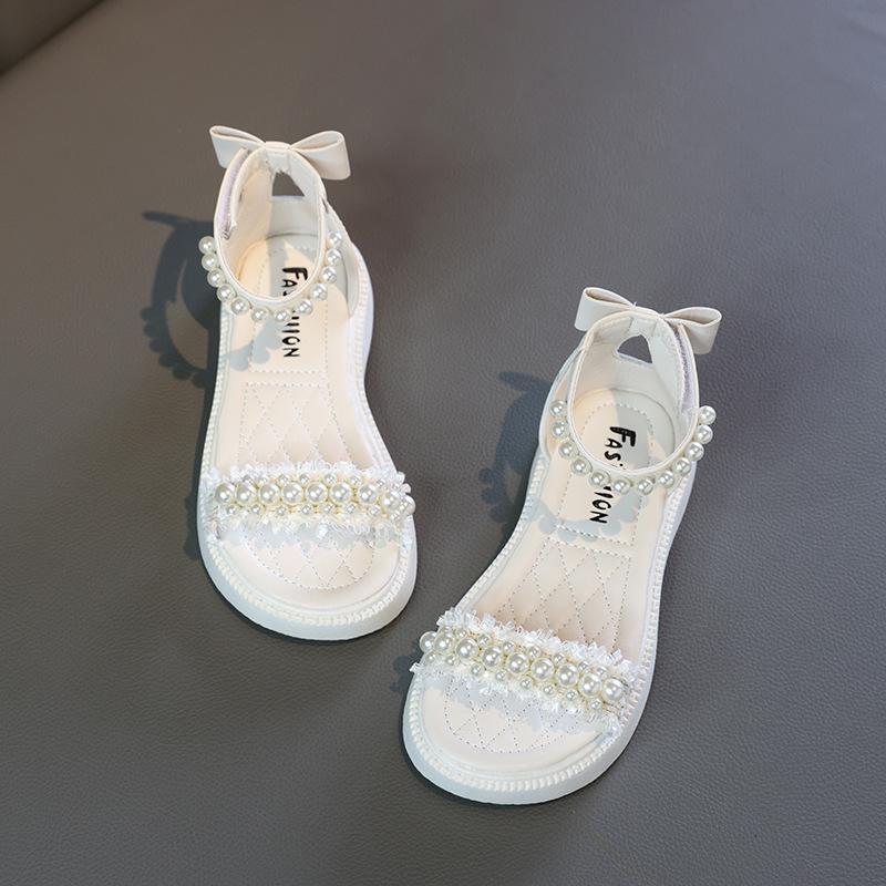 Милые сандалии для девочек, летняя мода, жемчужный бант, детские повседневные пляжные сандалии, детские римские сандалии принцессы, универсальные, мягкая подошва