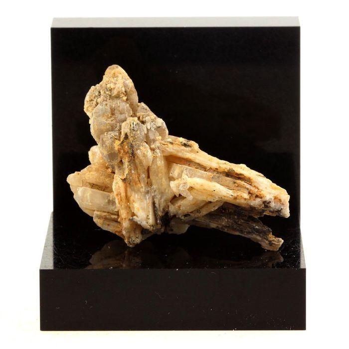 Stones and Minerals. Cerussite. 93.2 Ct. Lescure Mine, Mayres, Ardèche, France.