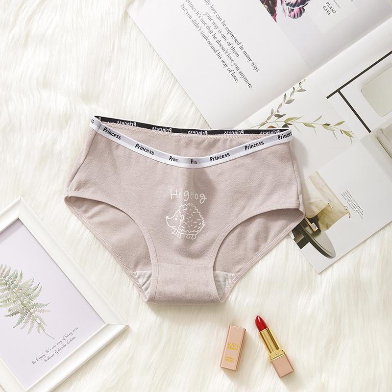 Cute Printed Triangle with Medium Waist for Girls Knickers Comfortable Cotton Women's Plain Weave Student Underwear Panties