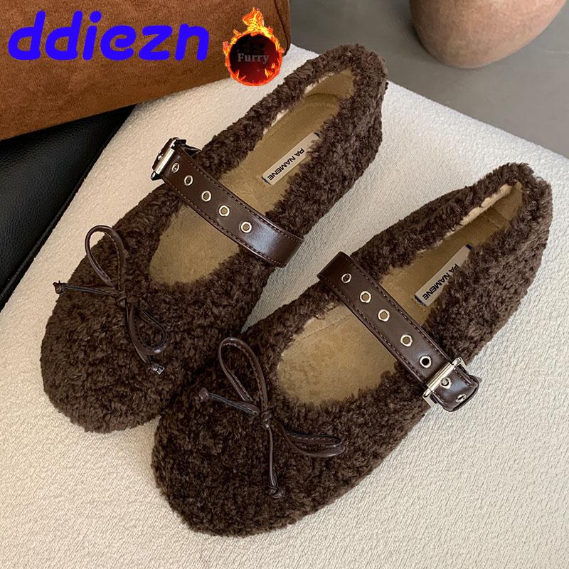 Мода Мода Меховая Обувь Ремешок с Пряжкой Женские Балетки с Обувью Зима Женские Неглубокие Балетки с Бантиком Леди Балетки Мэри Джейн Теплая Обувь