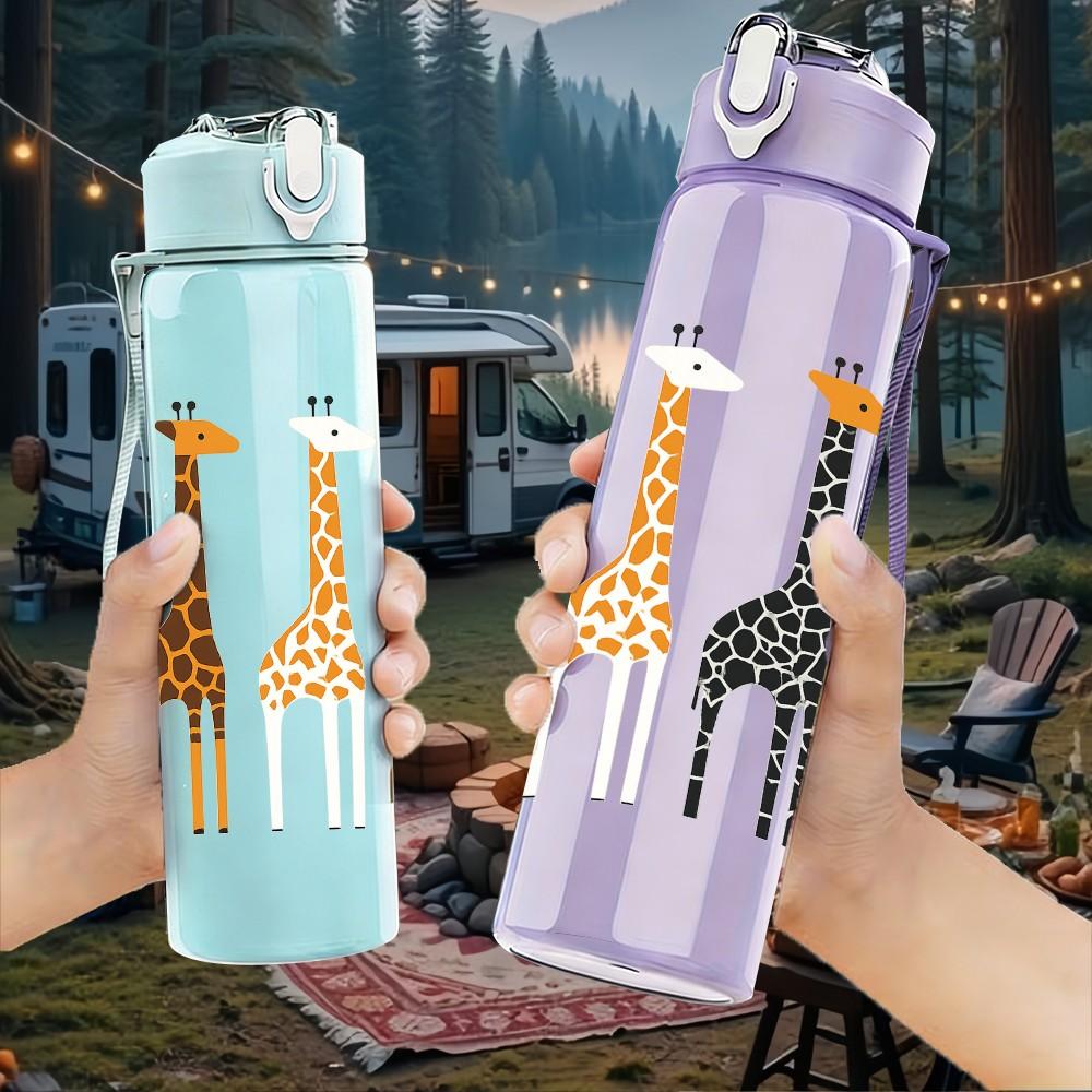 1PC Three Giraffes Cartoon 750ml Color Plastic Sports Water Bottle Leakproof Flip Straw Lid Suitable for Sports Office Home Use