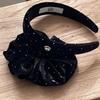 Oar Gold Dot Velvet Cameo Volume HairBand [Black]