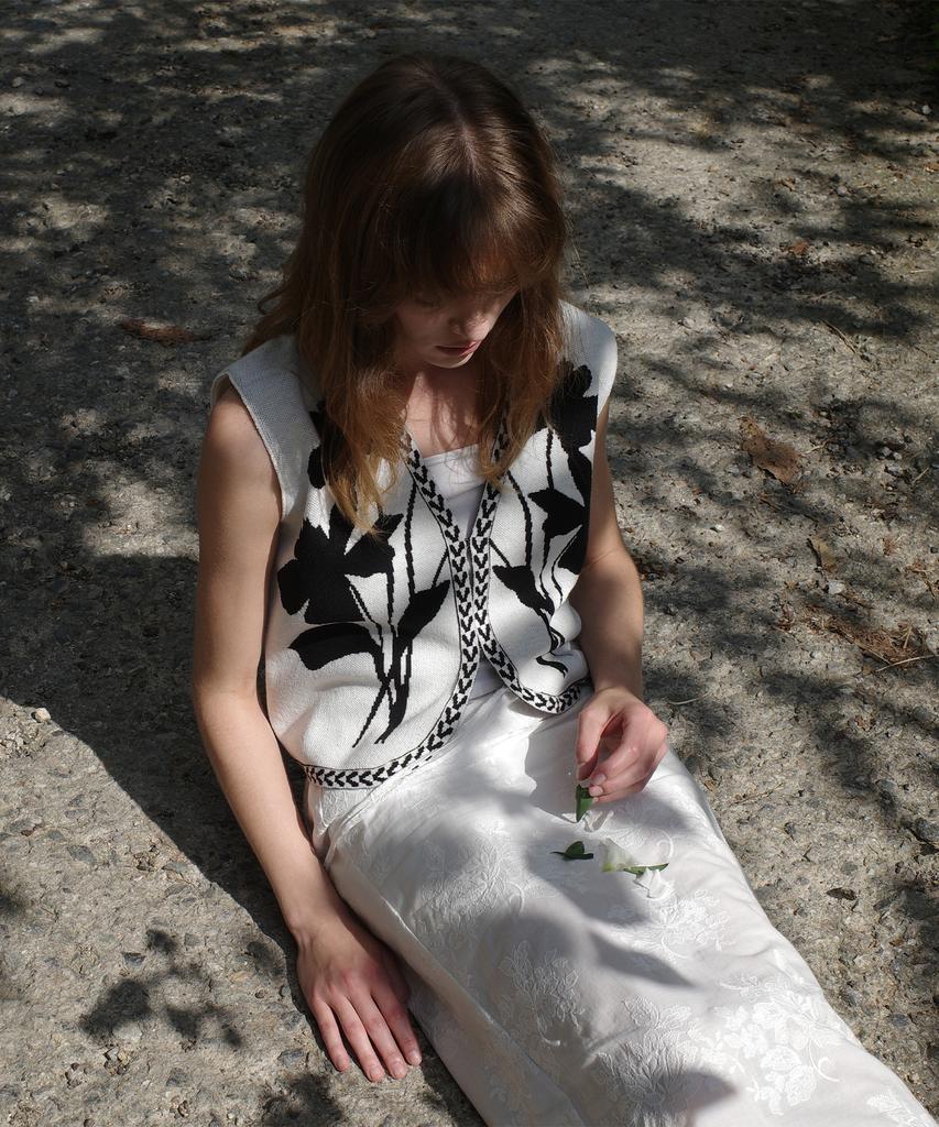 Enor Flower Lace Skirt - White