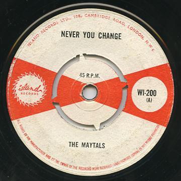 7-дюймовая пластинка MAYTALS Never You Change WI200 Island Records 1965 UK Регги Ска Даб Б/У