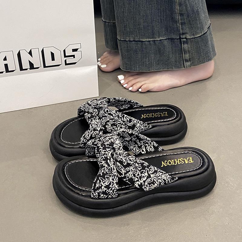 Модные пляжные туфли Домашние тапочки Тапочки на платформе Женские шлепанцы Сабо Натуральная кожа 2025 Женская обувь из натуральной кожи Женские тапочки