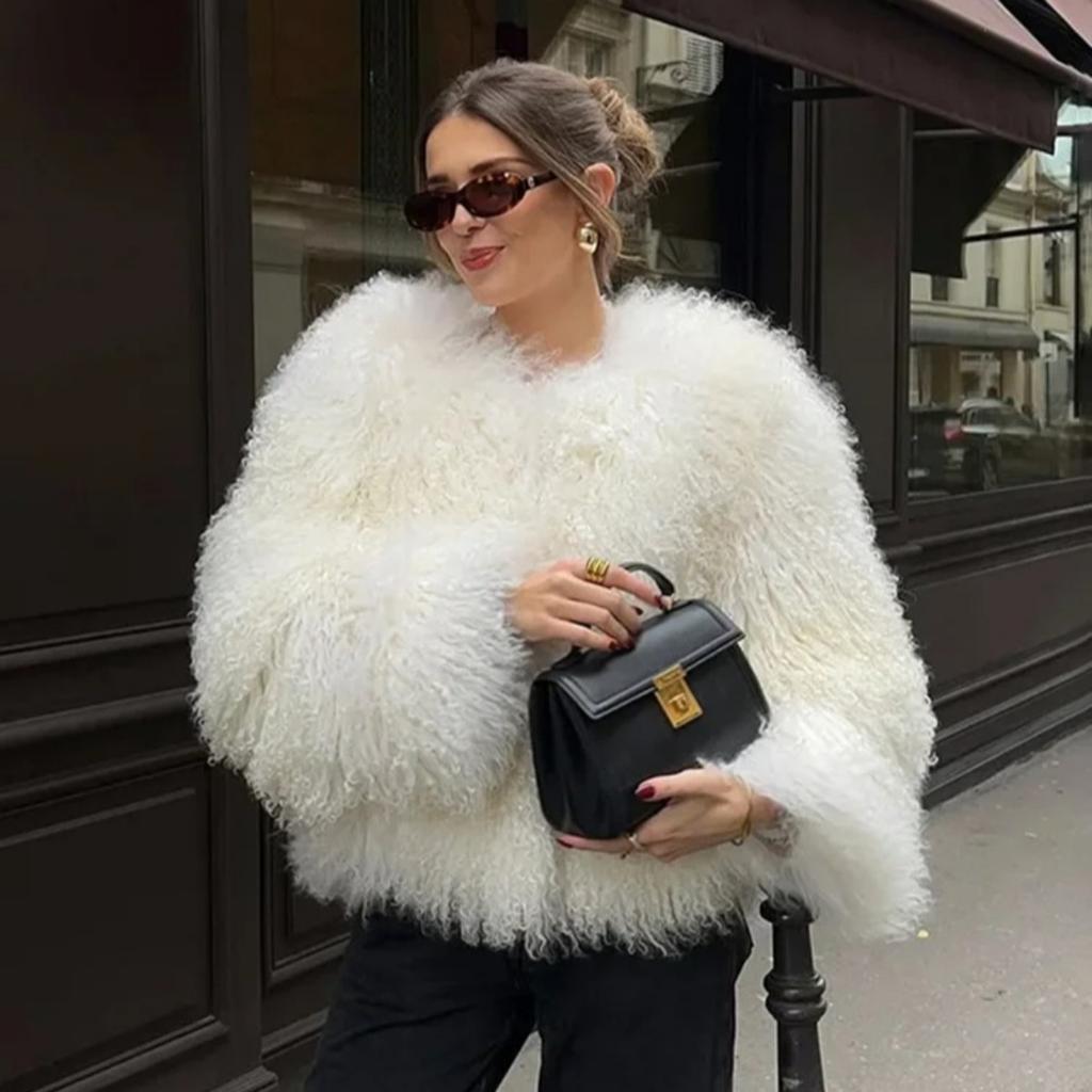 Fashion Luxury Cropped Faux Fur Coat Women's Winter Ins Hot Fluffy Short Faux Fur Jacket Street Style Warm Outwear