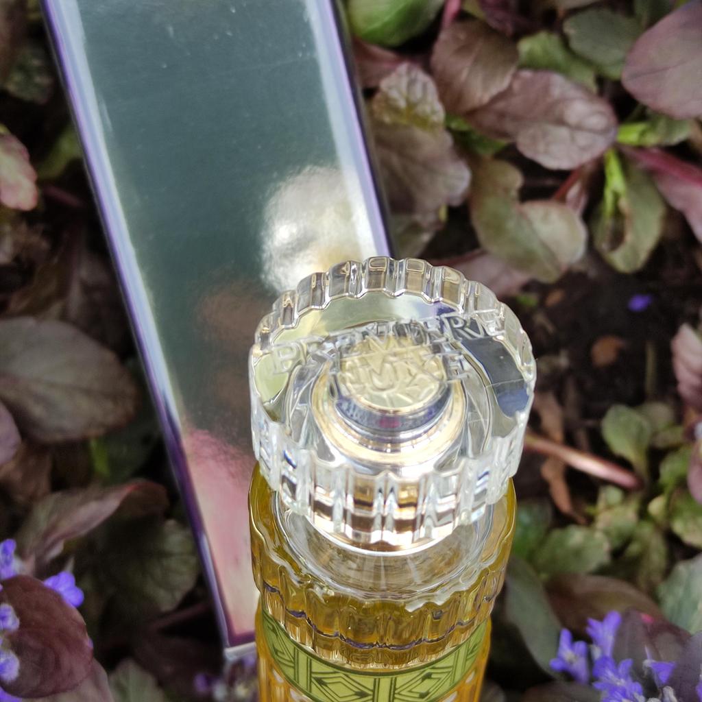 Женская парфюмерная вода  AVON Premiere Luxe 50 мл