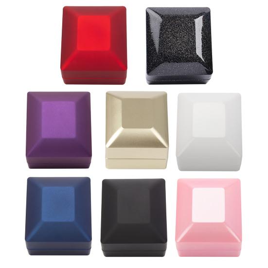 Светящаяся шкатулка для колец со светодиодной подсветкой Компактная портативная мягкая подкладка для помолвочных колец Ювелирные изделия