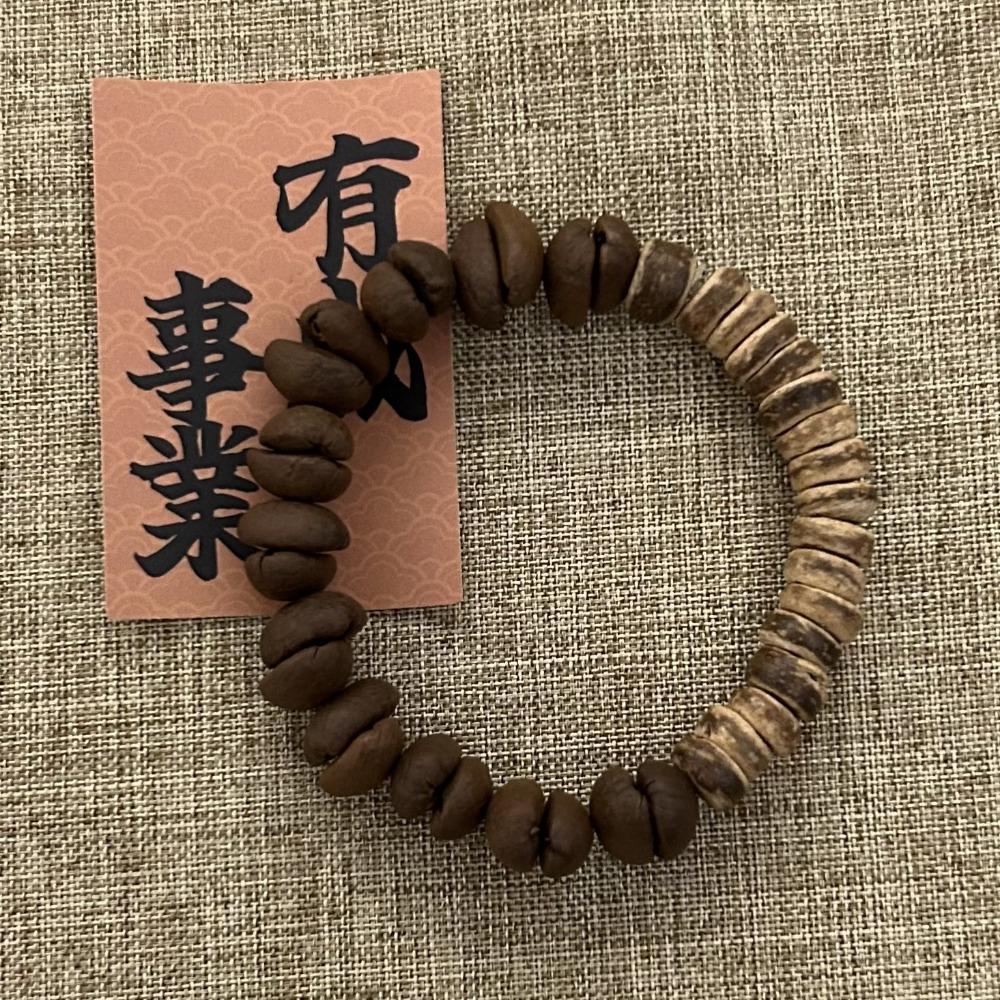 Handmade Natural Real Coffee Bean Bracelet Elastic Sandalwood Coconut Chip Wood Splicing Woven Jewelry Bracelet for Women