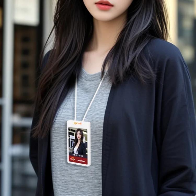 Выдвижной держатель для бейджа Силиконовый шнурок Держатель для карт Роскошные держатели для именных бирок Круглая веревка Чехол для удостоверения сотрудника Аксессуары для медсестер