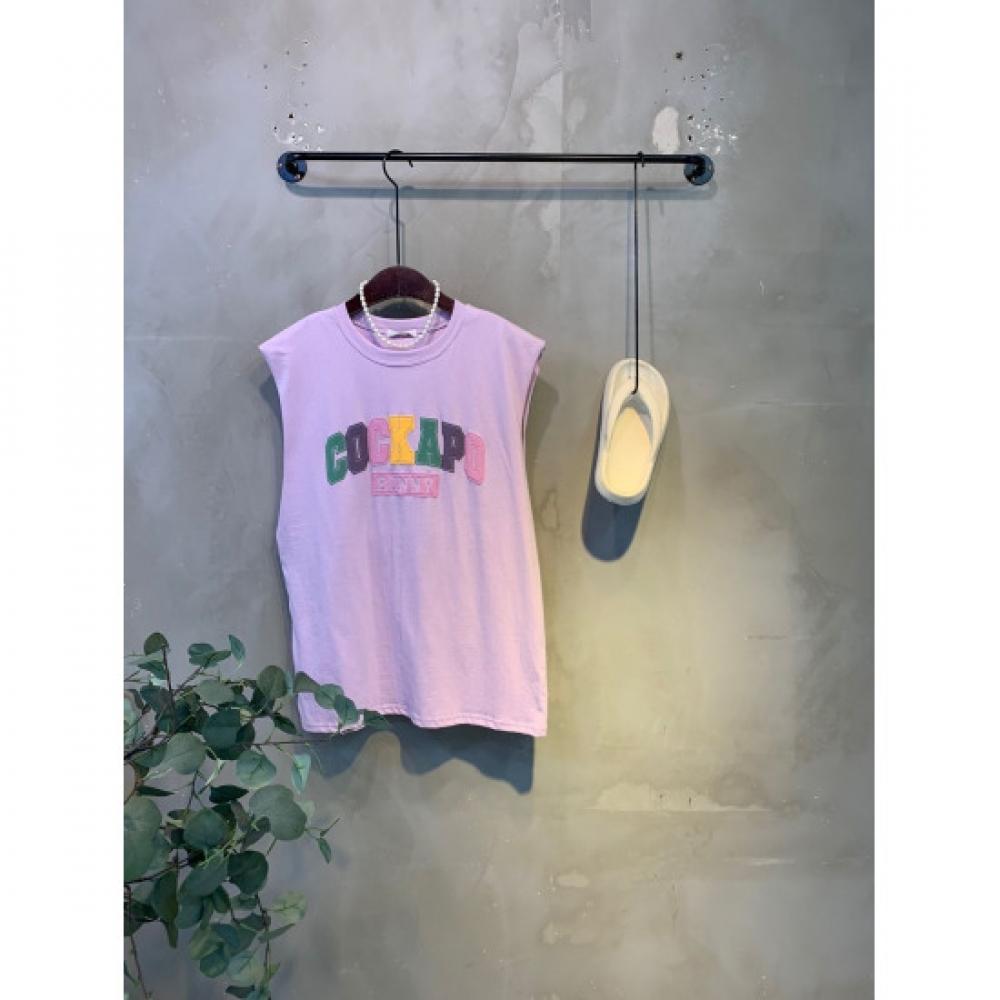C S In The Room CoCa ConTraST leTTerIng SleeveleSS T ShirT 4 ColorS