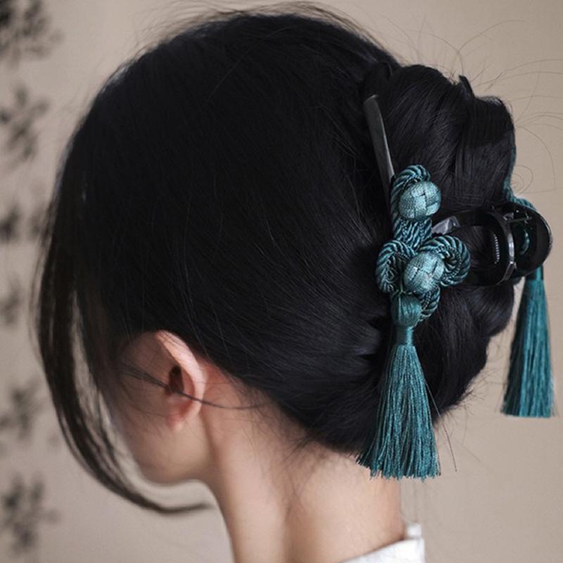 New Chinese Style Ancient Style Hand Woven Tassel Acrylic Clip Elegant Dignified Cheongsam Hanfu Braided Updo Hair Accessories