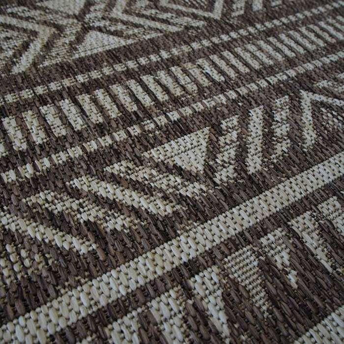 Tapis intérieur-extérieur aspect jute motif ethnique marron 133x170