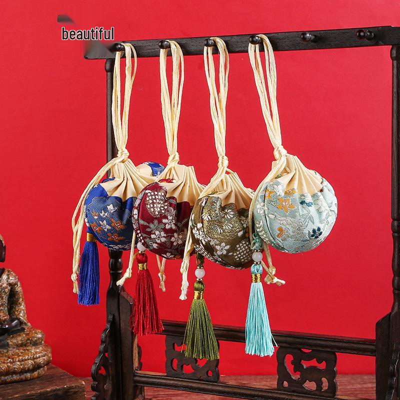 Sachet Hanfu Pouch: Traditional Chinese-Style Portable Scented Bag and Mosquito Repellent