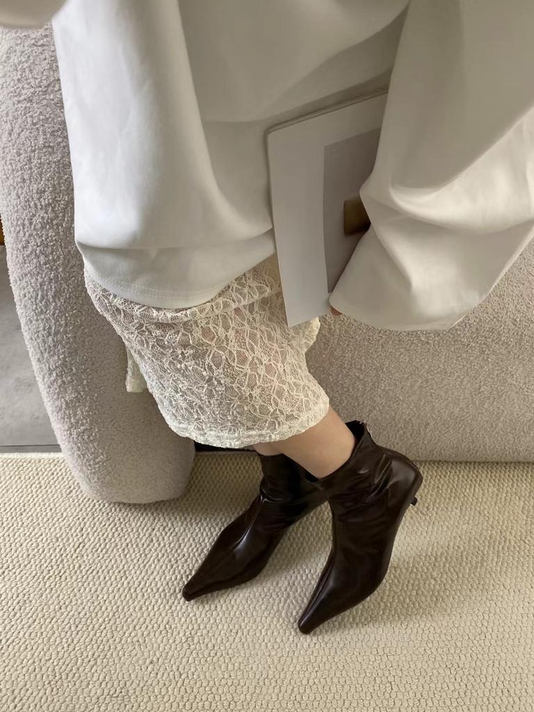 Fashion Fashion Women Ankle Boots Pointed Toe Chelsea Botas Thin Mid Heels Black White Brown Back Zipper Fashion Pumps Shoes Woman  39