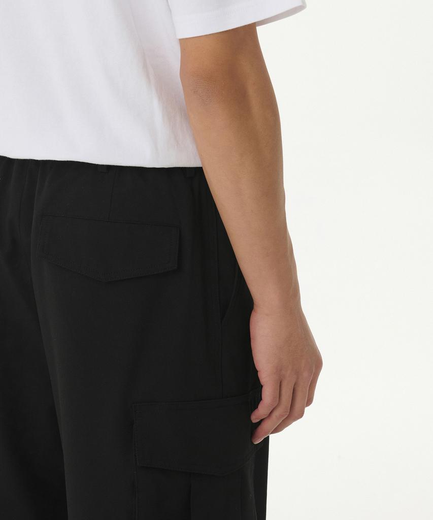 MUSINSA STANDARD Parachute Banding Cargo Slacks [Black]