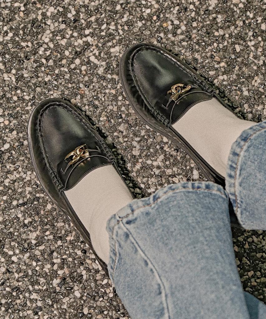 Ashgray Studios 1720 Tieve Loafers