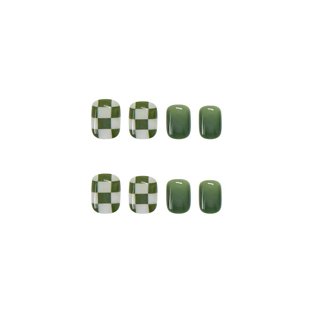 Artificial Nails Green and Black Checkerboard Wear Short Style Removable Manicure