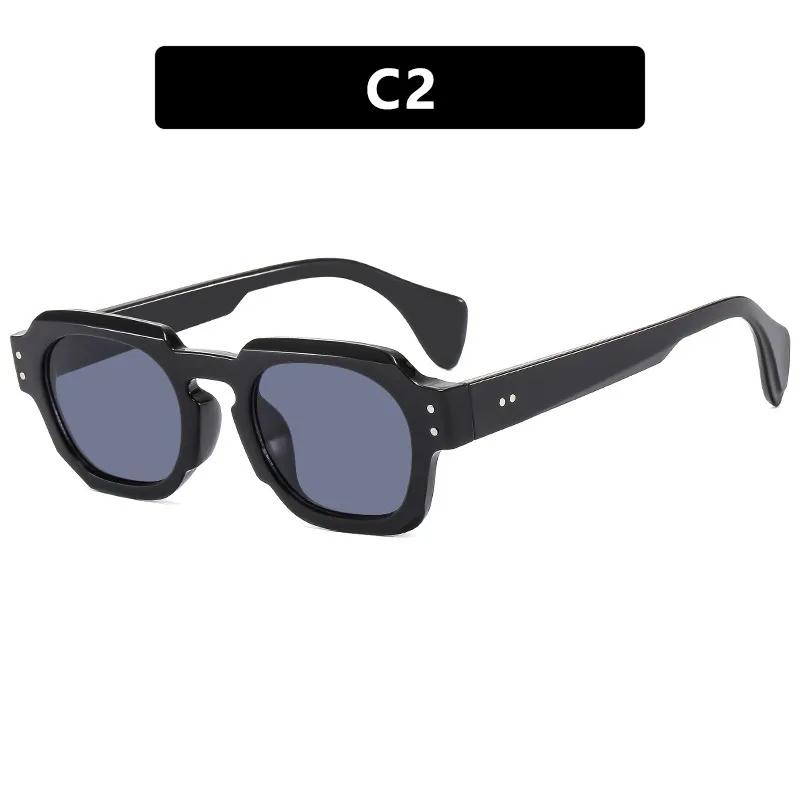 Новые квадратные солнцезащитные очки Женские Модные Прозрачные линзы цвета океана Очки UV400 Винтажный Дизайнерский бренд Мужские заклепки Панк очки