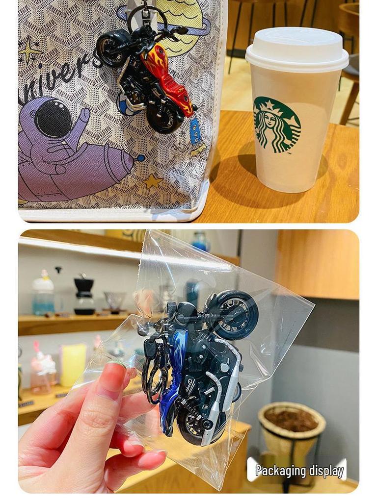 Брелок-подвеска в виде мотоцикла Харли с оттягивающимся механизмом