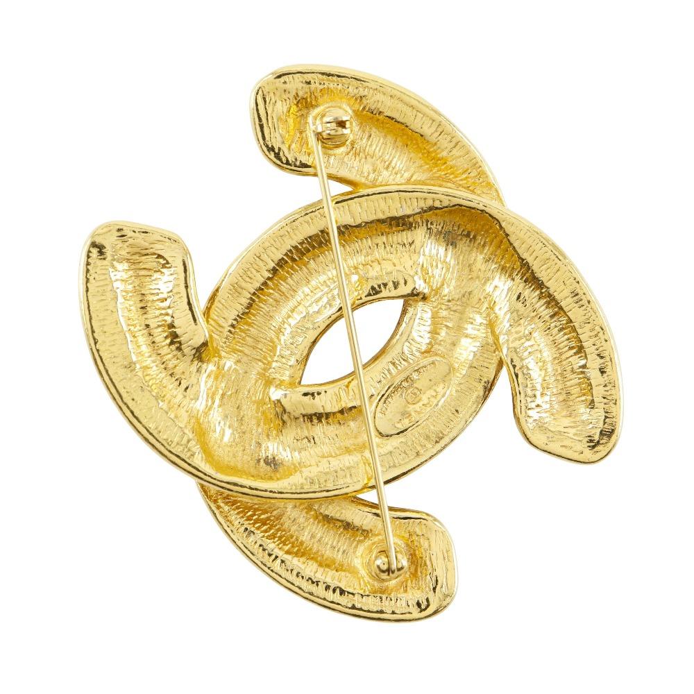 Chanel Брошь Матрас COCO Mark винтажная Позолоченная 38,3 г Женская Б/У