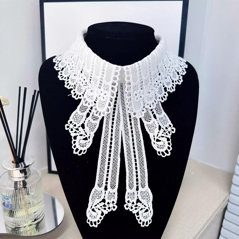 Vintage Embroidery Fake Collar For Women White Lace Hollow False Detachable Collar Lapel Shirt Tie Necklace Clothes Accessory