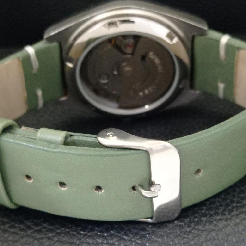 Orient AUTOMATIC 46941 JAPAN MENS VINTAGE WHITE COLOR DIAL WATCH A701805-5 R207-a701805