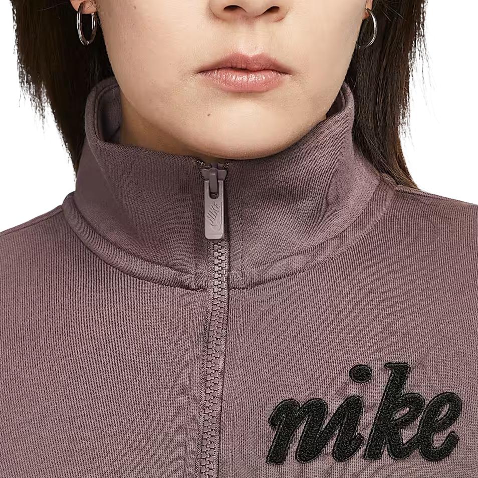 Nike Спортивный клубный флисовый пуловер-толстовка с воротником-стойкой и молнией на половину молнии для женщин IQ3722-502