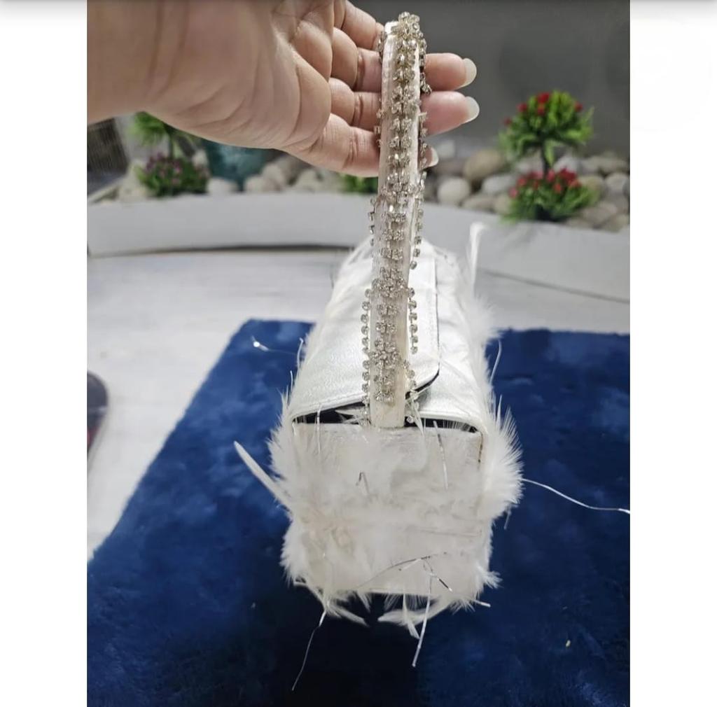Роскошная белая сумка из перьев, дизайнерский вечерний кошелек с ручкой из страз, элегантный свадебный клатч, сумка для вечеринки и коктейля, подарок для нее