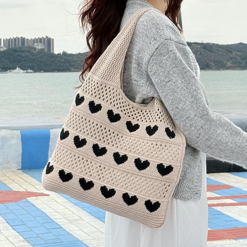 Heart-Shaped Knit Bag: Casual Minimalist Shoulder Tote for Women