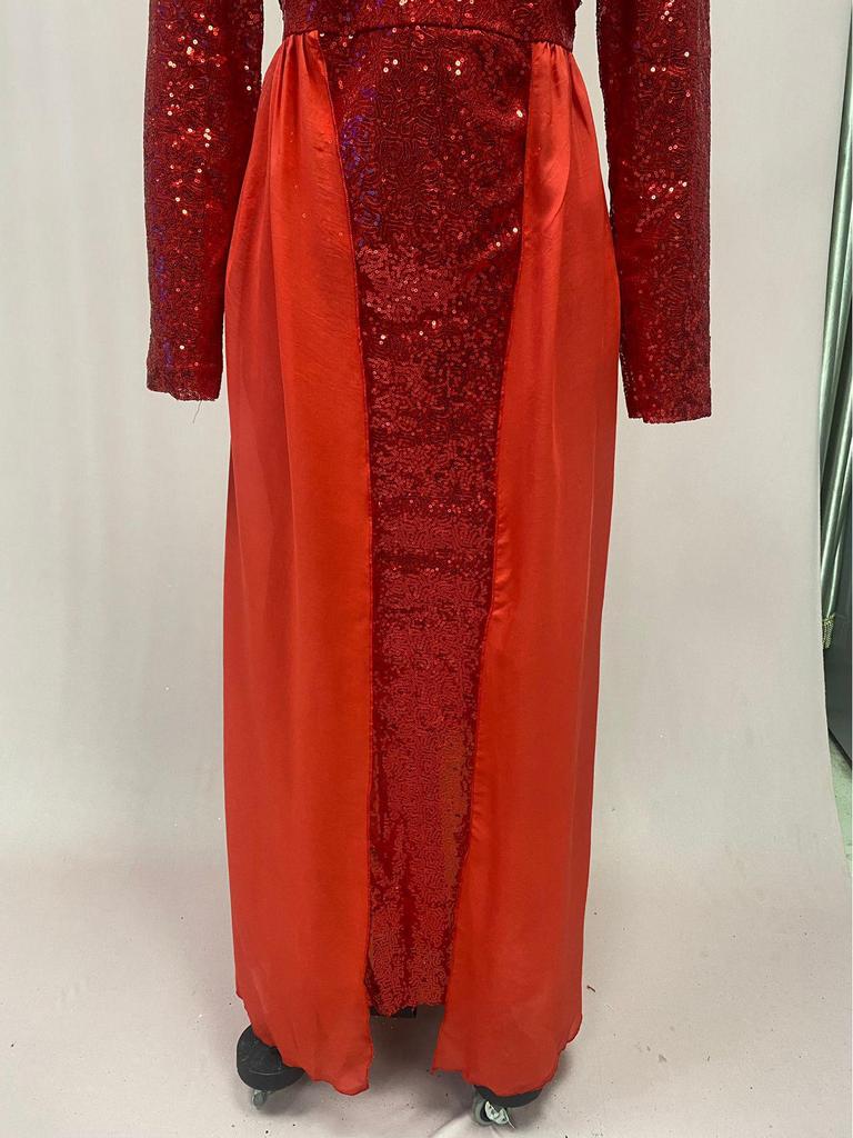 Элегантное платье с длинными рукавами и пайетками для женщин, осень/зима 2025 г.