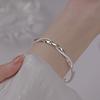 [Minimalist Sliding Bracelet With Möbius Strip Design Intertwined Love Bangle Ins Trendy Subtle Jewelry]