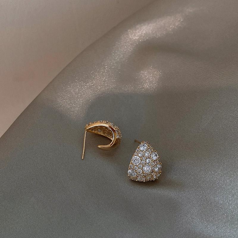 New Luxury Micro set Zircon Drop shaped Earrings Delicate Accessories For Korean Fashion Jewelry Party Women’s Stud Earring