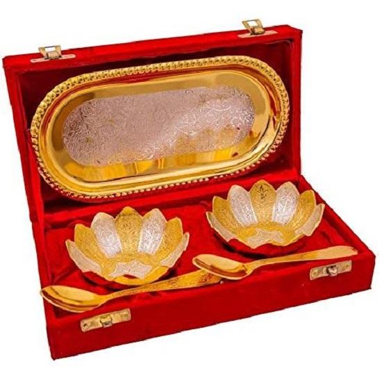 German Silver And Gold Plated Bowl Set With Royal Velvet Gift Box (Contains-2 Bowls 2 Spoons & 1 Tray), 100 ML
