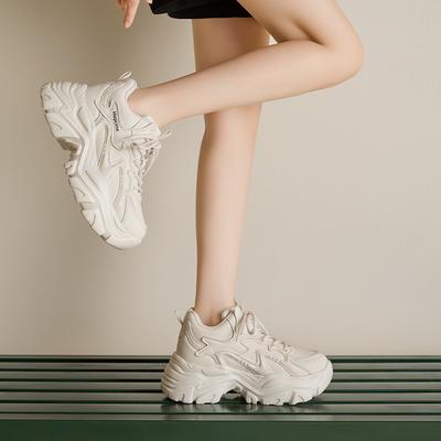 Женская обувь – Кроссовки