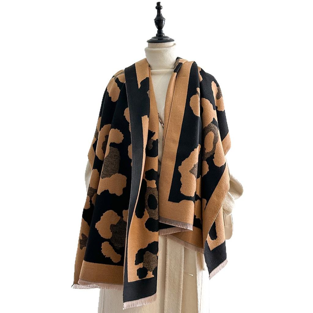 Imitation Cashmere Retro British Tassel Leopard Print Shawl Versatile Thermal Scarf Autumn And Winter Thickened Thermal Scarf