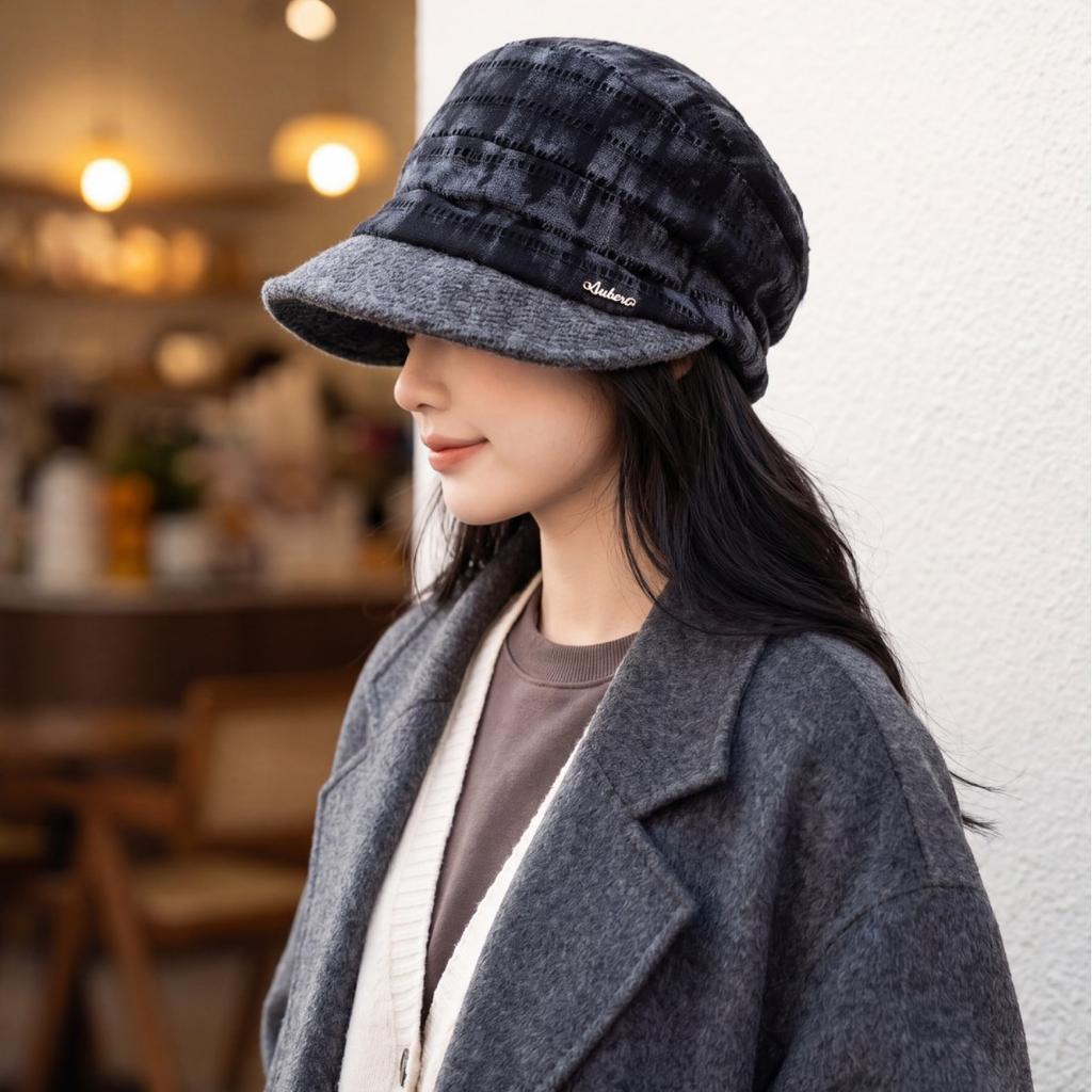 Plaid forward hat women's autumn and winter versatile face cap literary beret style hat