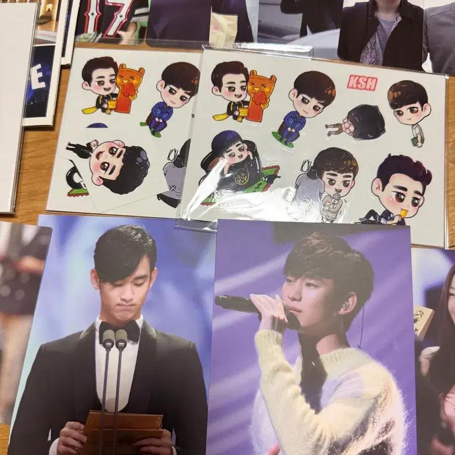 Kim Soo-hyun Official/Unofficial Goods