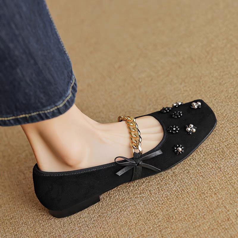 Fashion Casual Woman Shoe Square Toe Metal Chain Female Footwear Low Heels Pearl Decorateion Soft Retro Buckle Dress Beading New