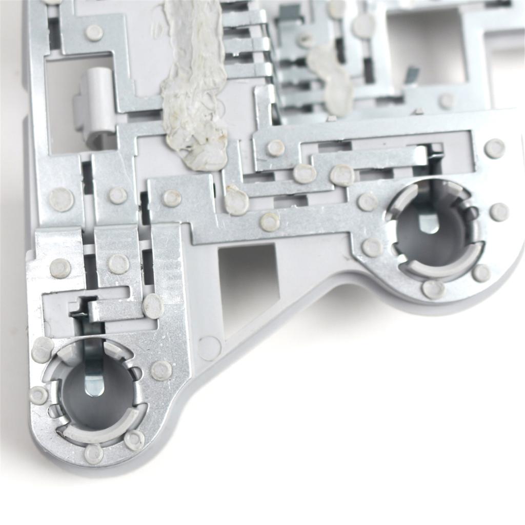 Патрон лампы заднего фонаря A2048201500 для W204 C-класса седан 07-10 замена патрона лампы заднего фонаря