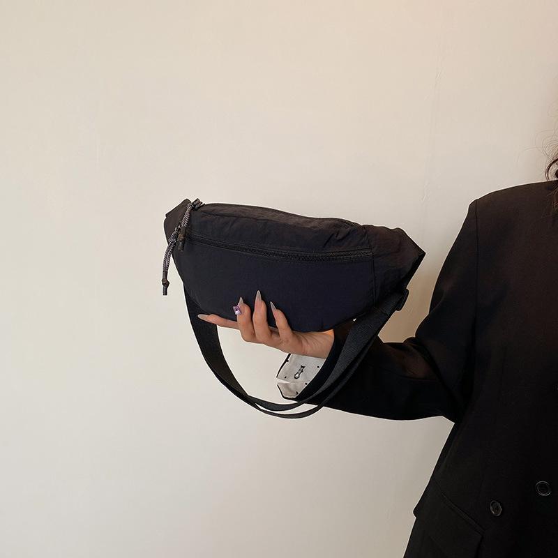 Summer New Popular Go Out Light Casual Simple Solid Color Unisex Shoulder Messenger Bag Fanny Pack Women