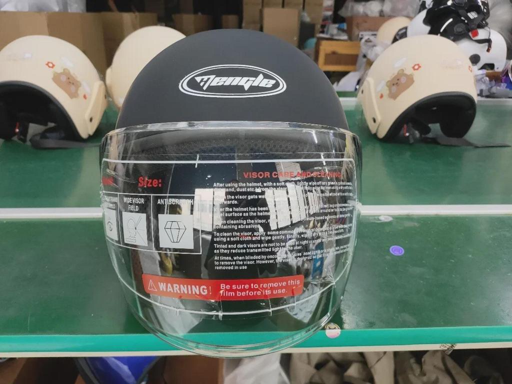 Всесезонный защитный шлем для электромобиля с защитой ушей для взрослых