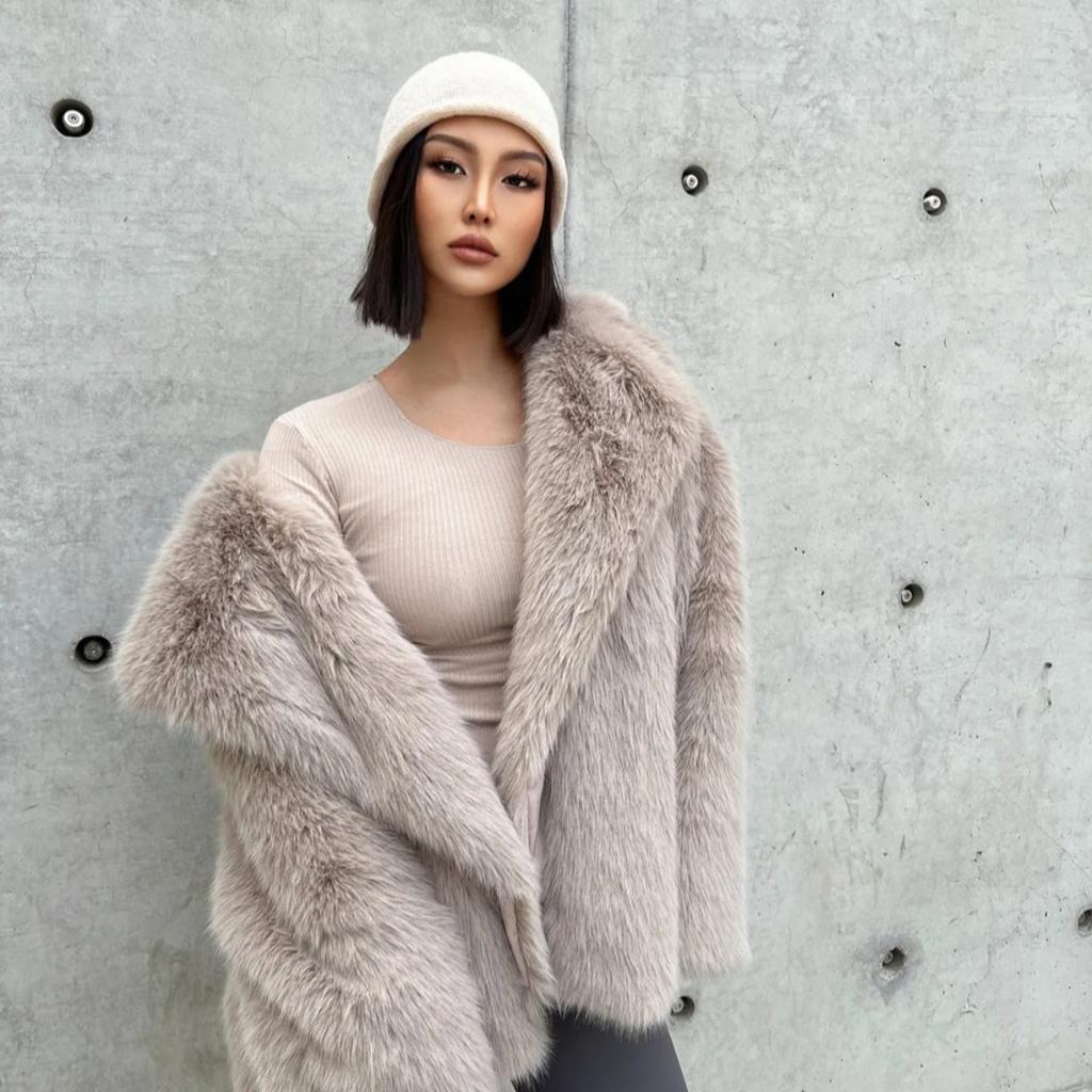 Fashionable Street Style Fox Fur Coat Loose Suit Collar Medium Long Imitation Fur Coat for Women Autumn-winter Fur Overcoat