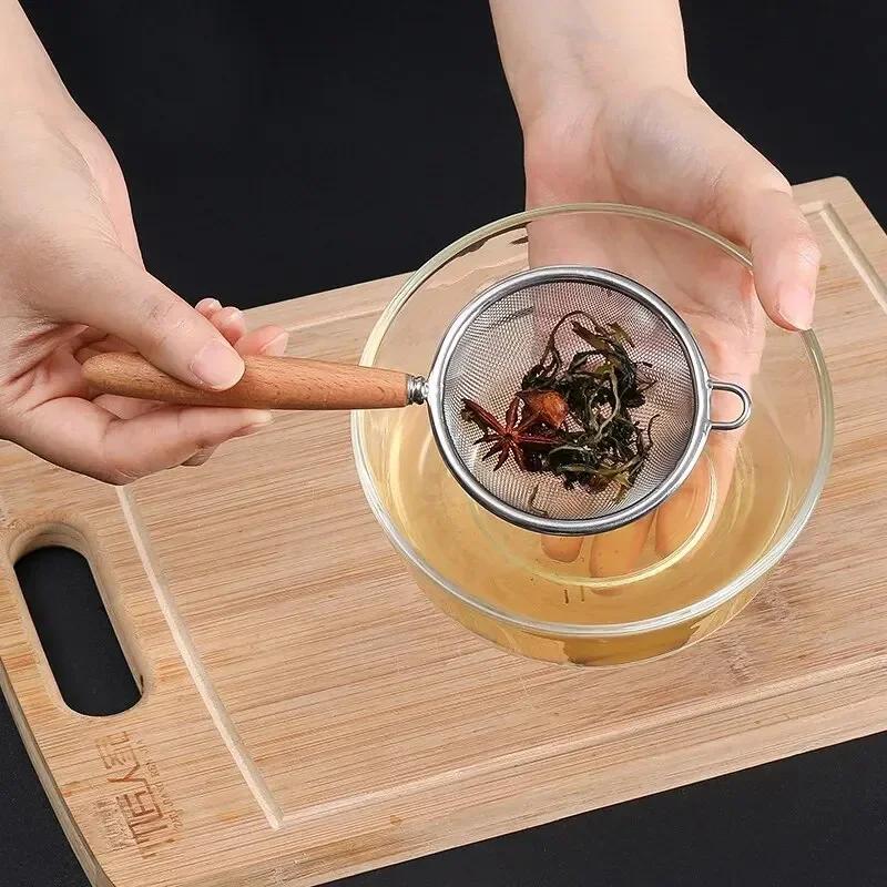 Wooden Handle Stainless Steel Small Colander Fine Mesh Oil Strainer Multi-function Filter Mesh Flour Sifter Kitchen Baking Tools