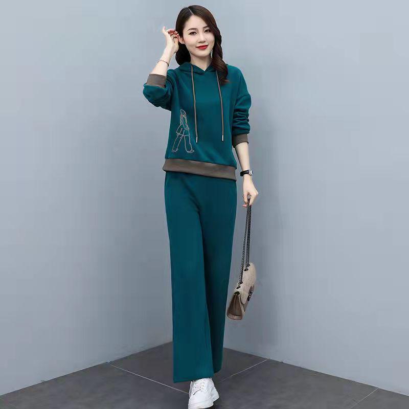 Спортивный костюм-тройка 2025 Весна-Осень, Свободный крой, Стройнящий, Повседневный – Модный, Омолаживающий и Трендовый