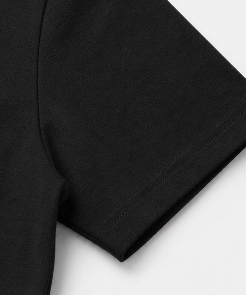 LERENNE Semi Crop T-Shirt - Black