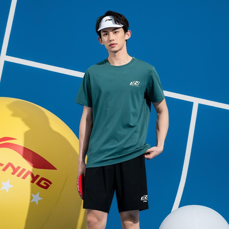 Li Ning Дышащий Прохладный Свободный Крой Пуловер с Коротким Рукавом Повседневный Спортивный Костюм Унисекс комплекты ATSV607-3+AKSV675-1