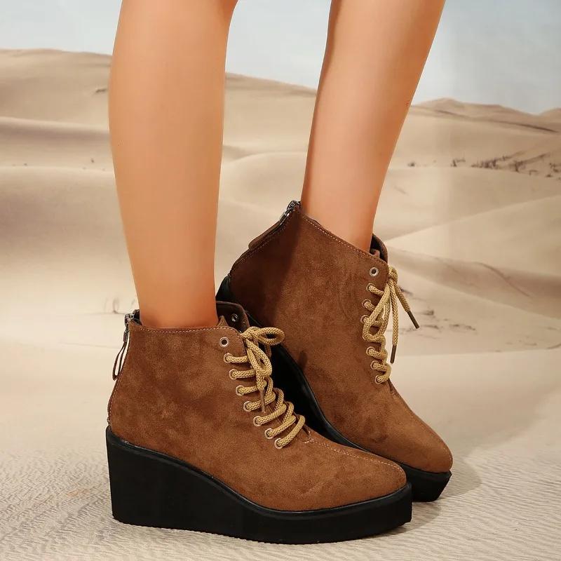 2024 Модная женская обувь на шнуровке женские ботинки зимние замшевые однотонные короткие бочонки на платформе танкетке больших размеров ботинки Zapatos De Mujer