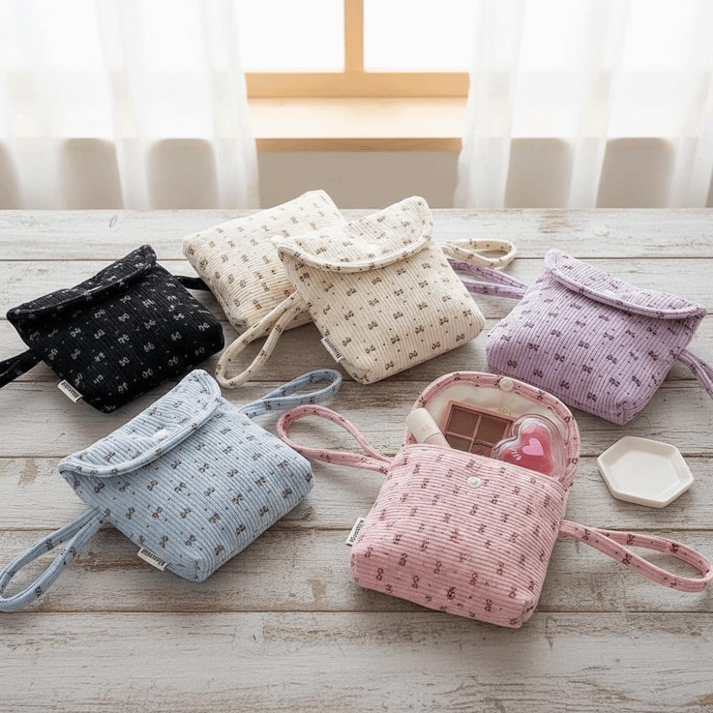 Large Capacity Sanitary Napkin Storage Bag Portable Mini Cosmetic Bag Outdoor