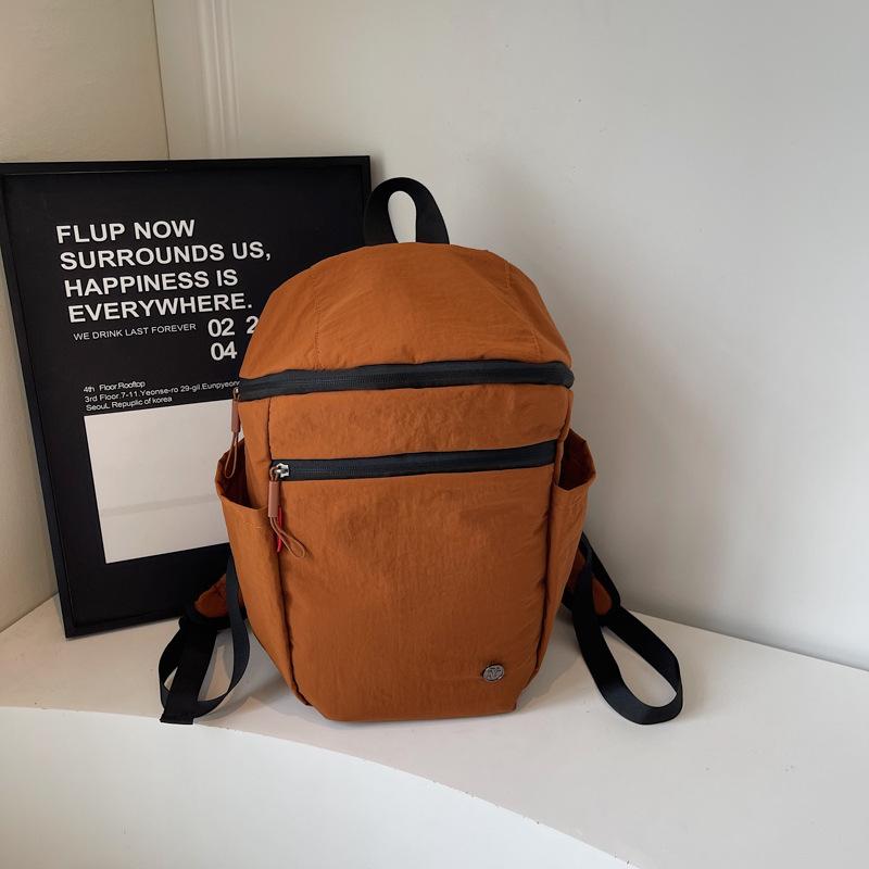 Foreign style personality simple niche design casual texture women's backpack 2025 autumn new fashion backpack